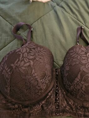 Elegant Black Lace Longline Bra with Floral Embroidery